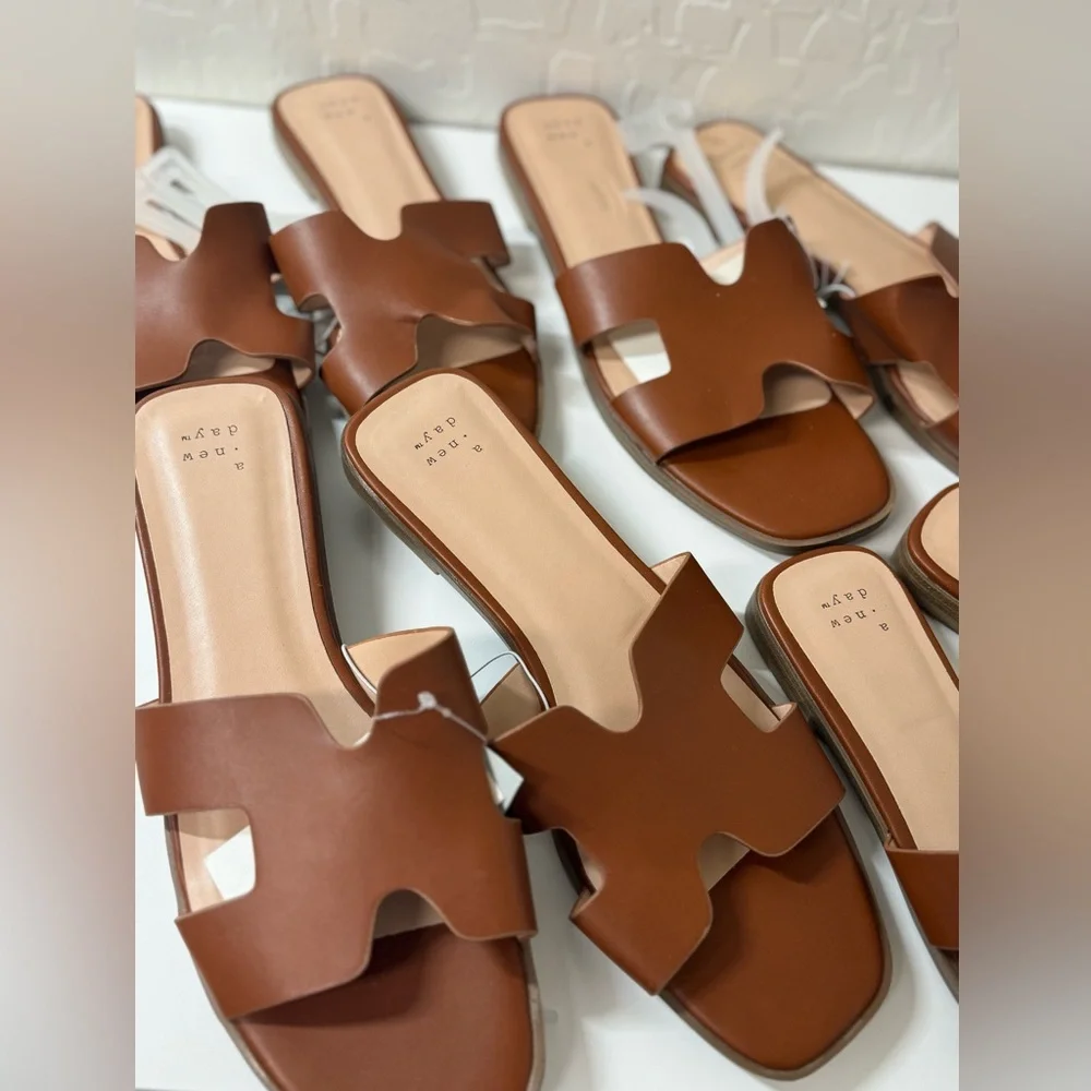 NWT Women's Nina Slide Sandals - A New Day
Cognac - Picture 6 of 7